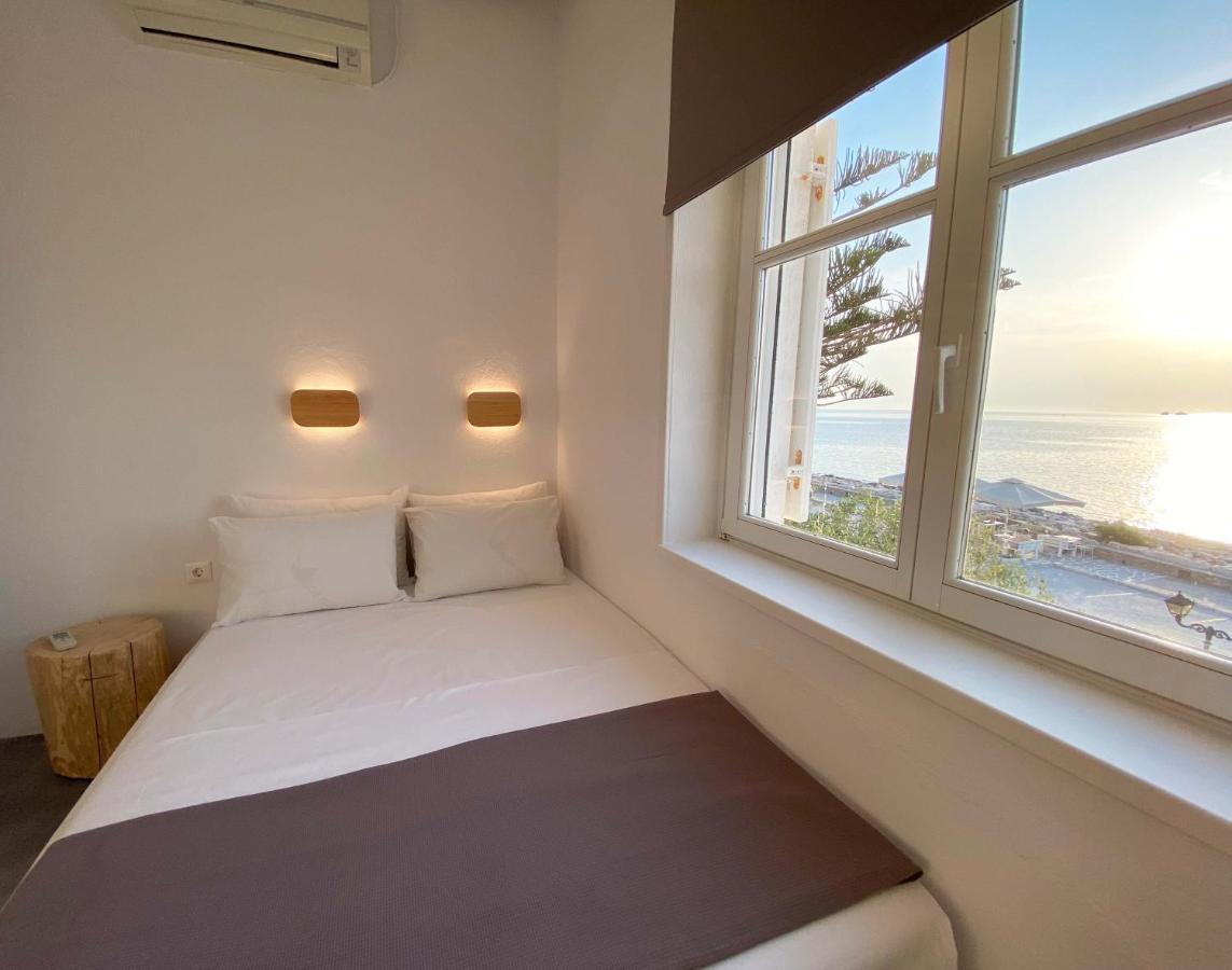 Lyra Seafront Apartment , Paroikia Town Center Páros Exterior foto