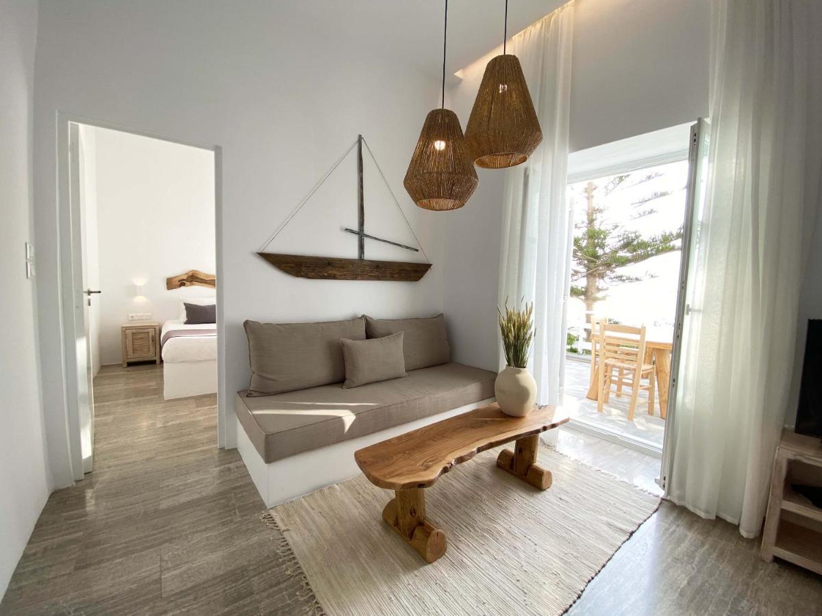 Lyra Seafront Apartment , Paroikia Town Center Páros Exterior foto